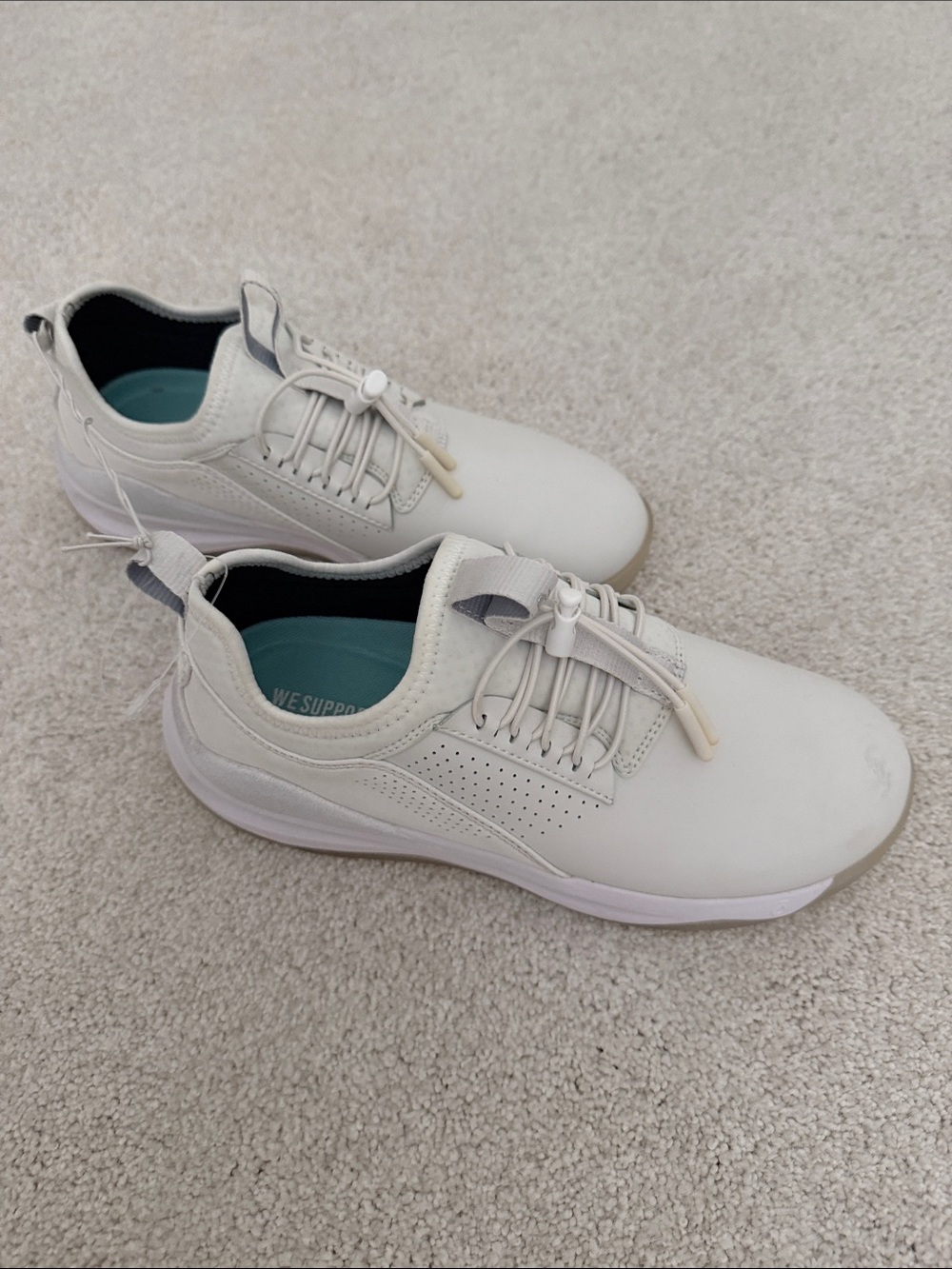 Clove Casual Lace-Loop Sneakers in Off-White!